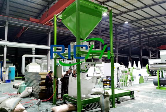 wood pellet packing machine