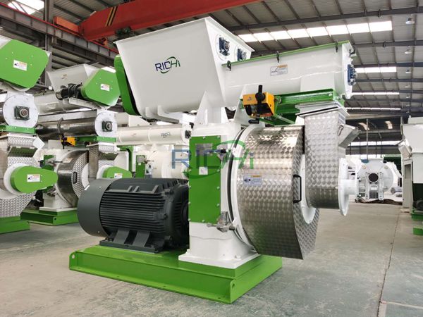 biomass pellet press