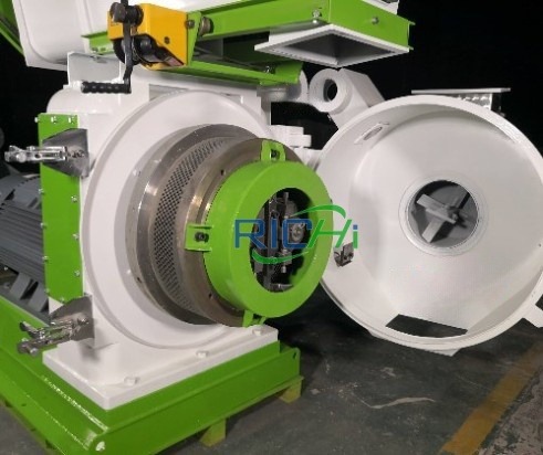 Granulation chamber and key components