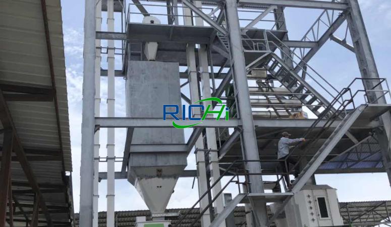 South Korea 1-1.5 T/H sinking fish feed pellet machine project case