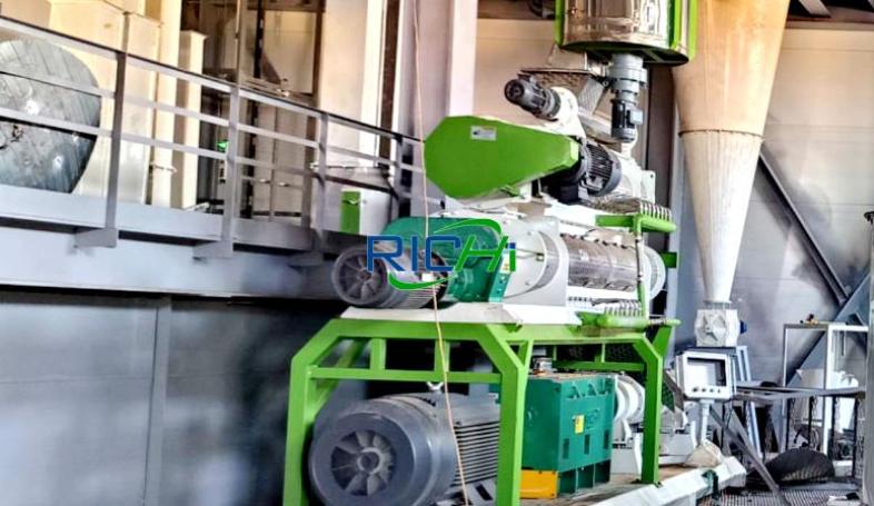 1.5~2 tons/hour floating fish feed intelligent processing line