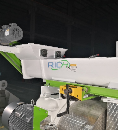 Advantage of the sawdust pellet making machine