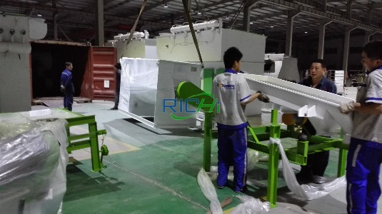 5T/H wood grinding machine for sale Canada