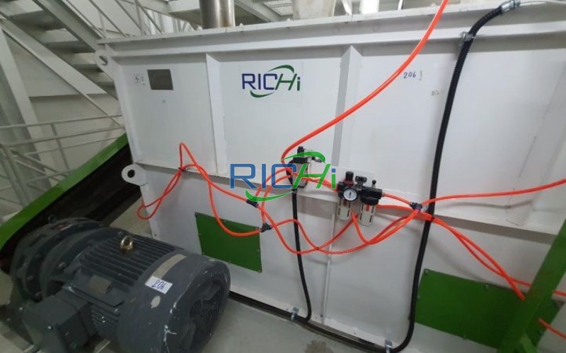 6 T/H Livestock Feed Mixer for Sale Brazil