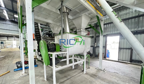 1 T/H Poultry Feed Mixer Machine For Sale Nigeria