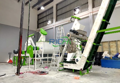 1-2T/H chicken feed making machine for sale Vietnam