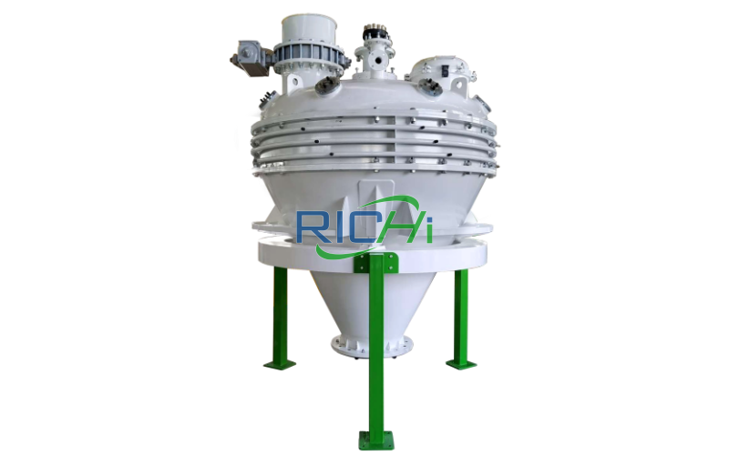 feed Spraying Machine