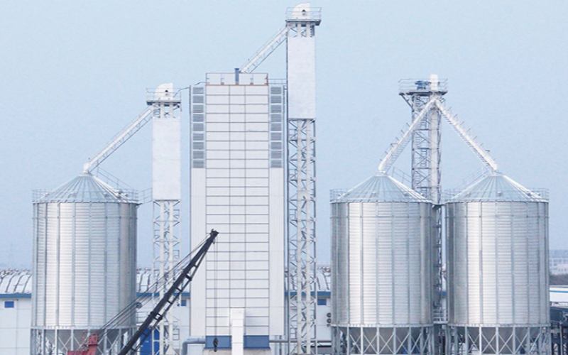 Output of poultry feed pellet plant