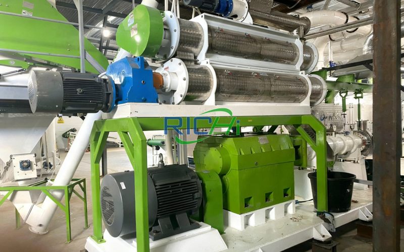 2T/H Floating fish feed machine in Honduras