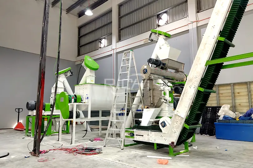 3-4 TPH Broiler Feed Pellet Machine in Mexico
